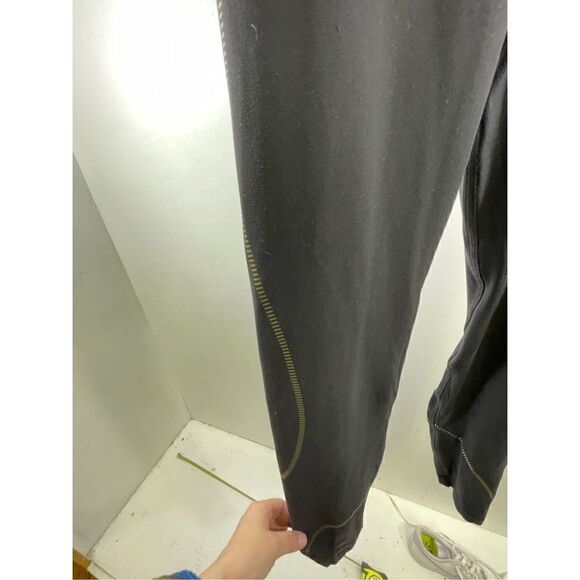 Lululemon Align High Rise Gold Logo 25” Size 4 - Picture 4 of 10